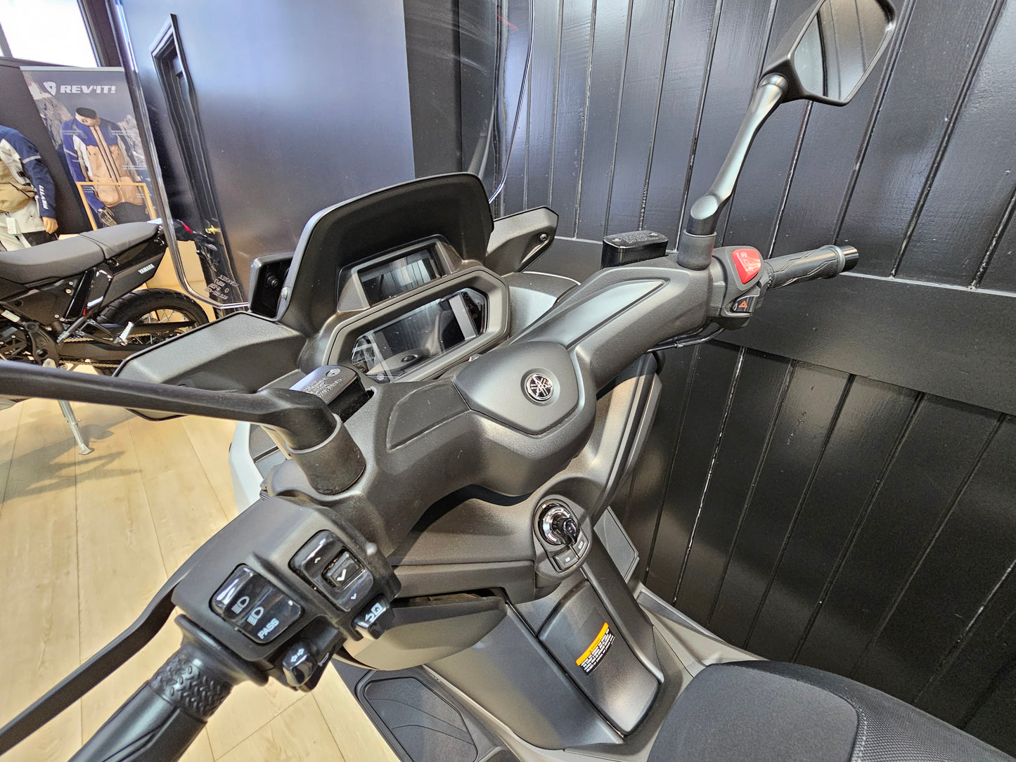 2024 Yamaha Xmax 300