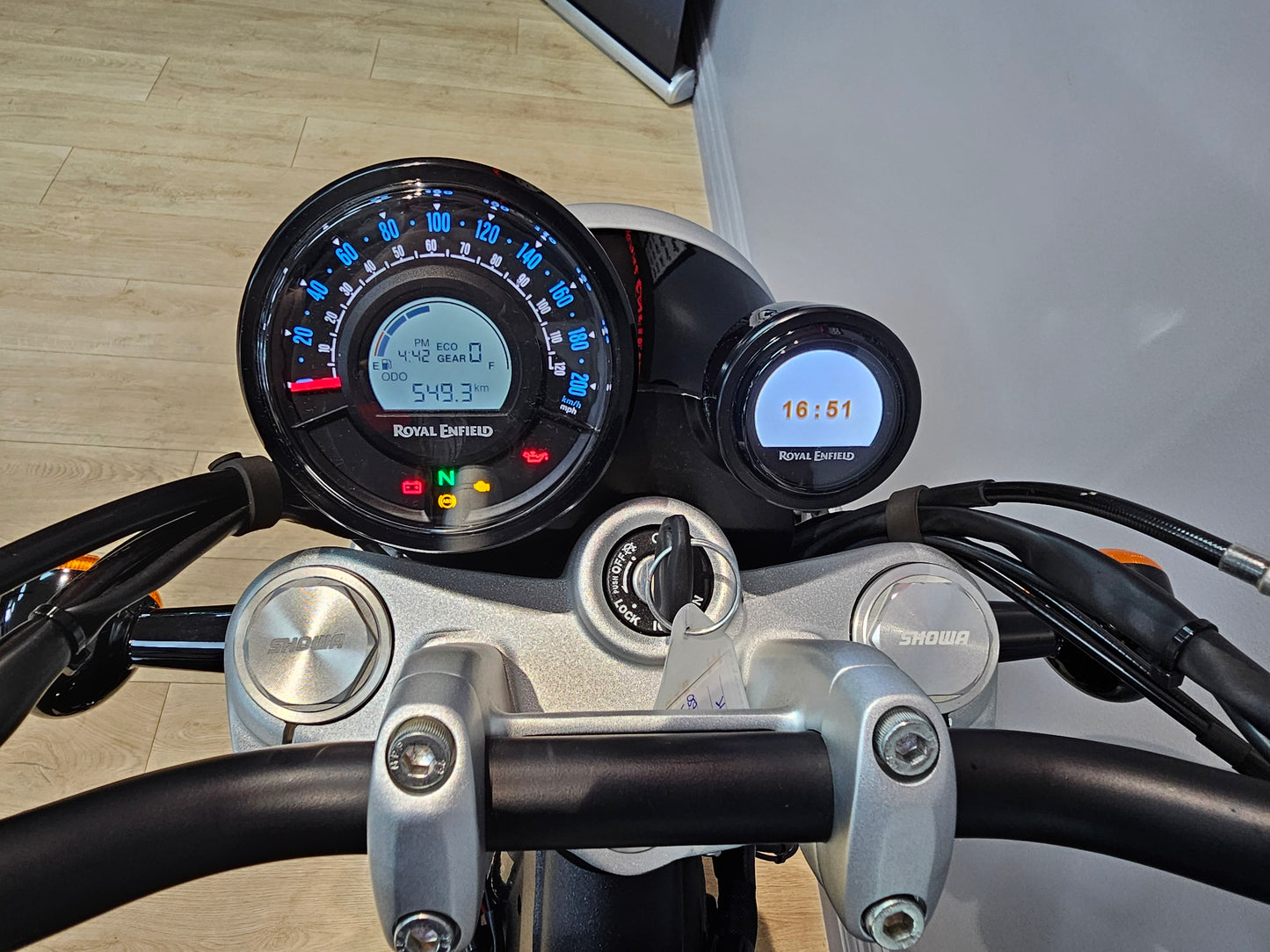 2025 Royal Enfield Super Meteor 650