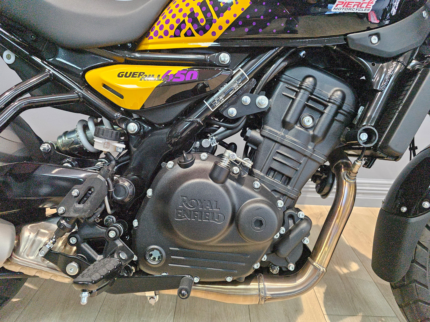 Royal Enfield Guerrilla 450 ex-demo