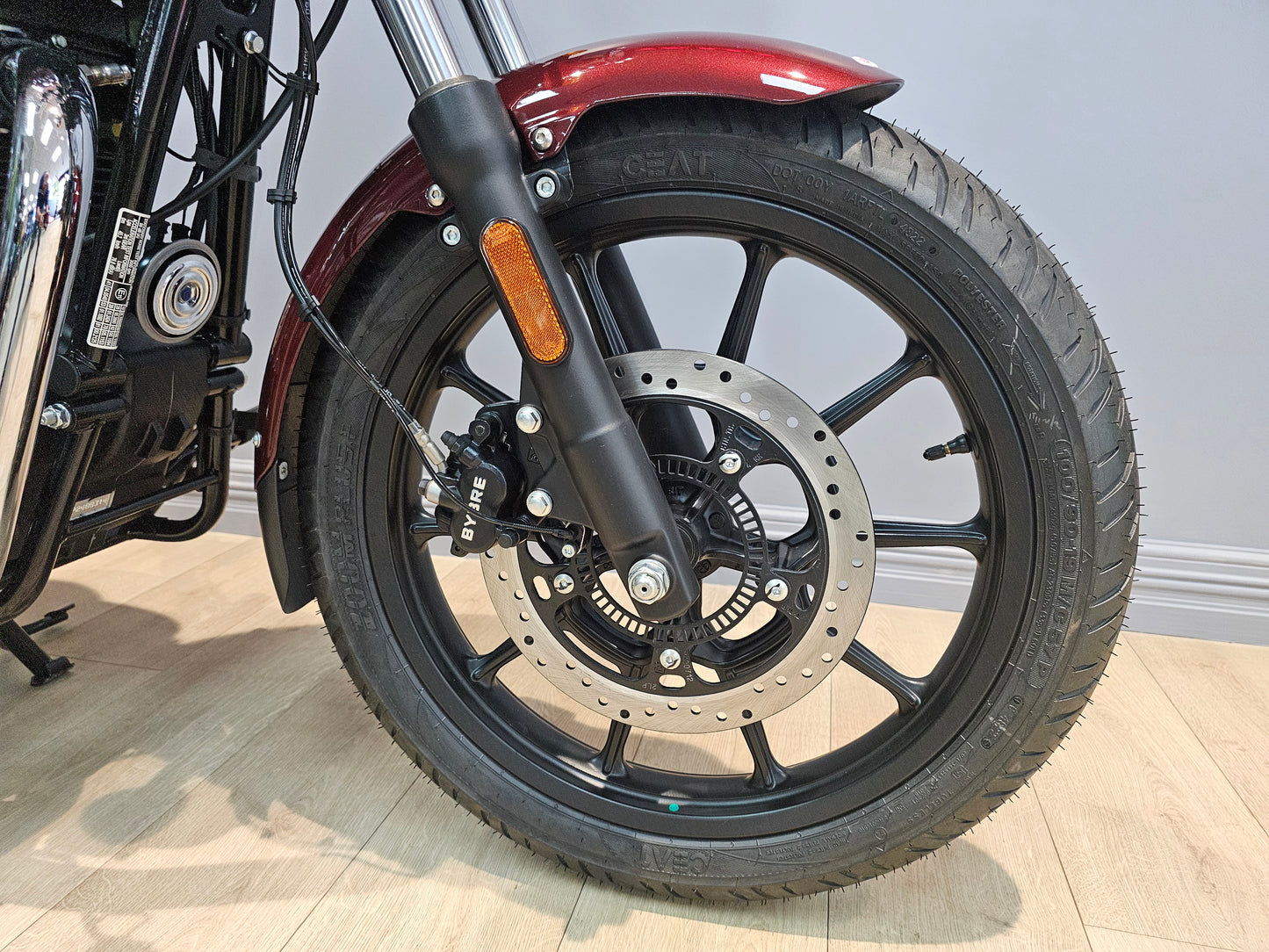 Royal Enfield Meteor 350 Stellar