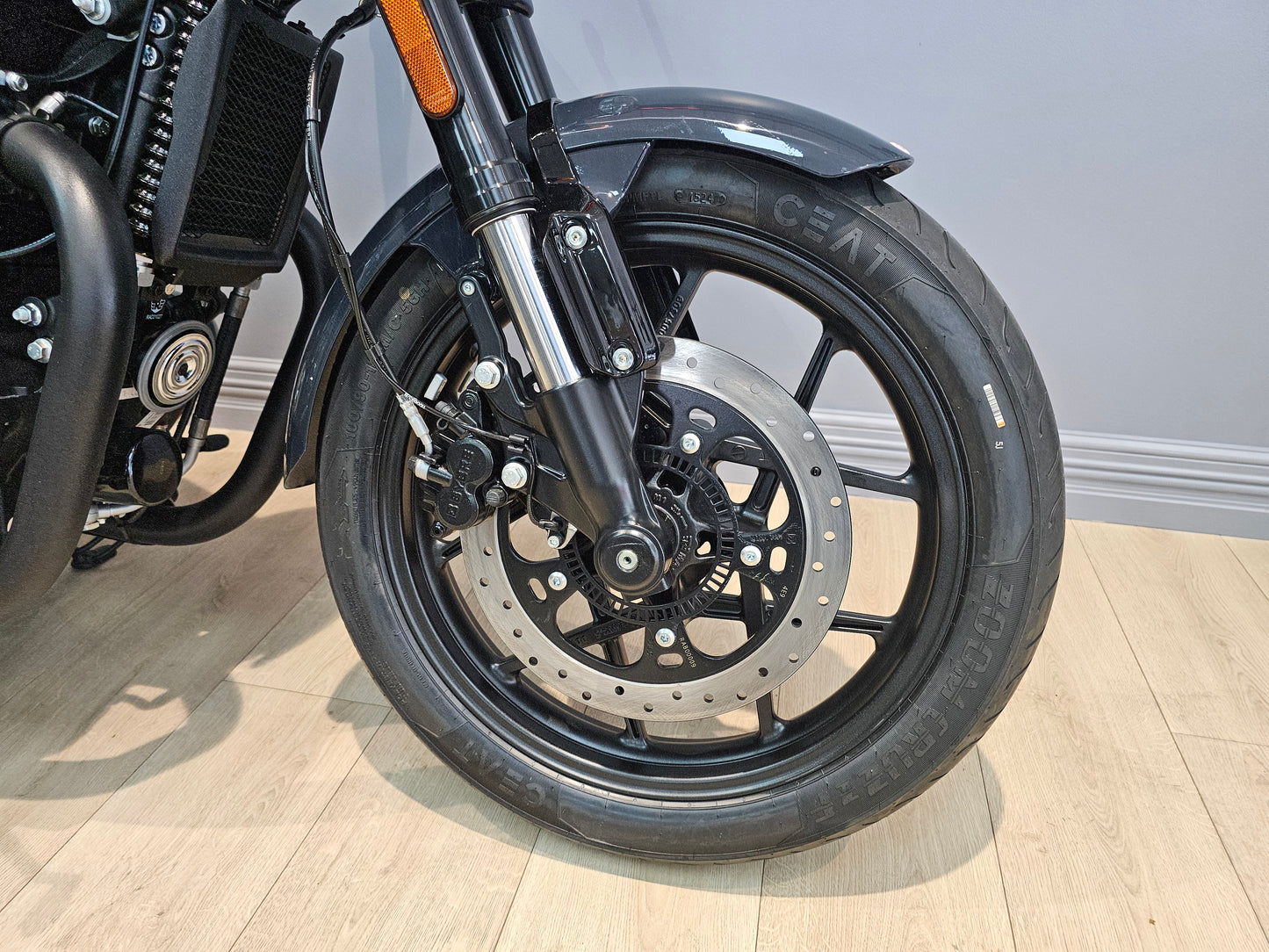 Royal Enfield Shotgun 650