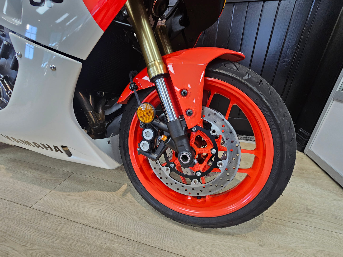 2024 Yamaha XSR900 GP