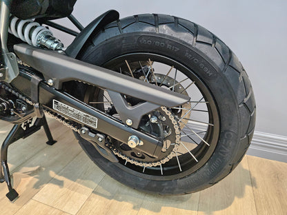 Royal Enfield Himalayan 450 Kamet White