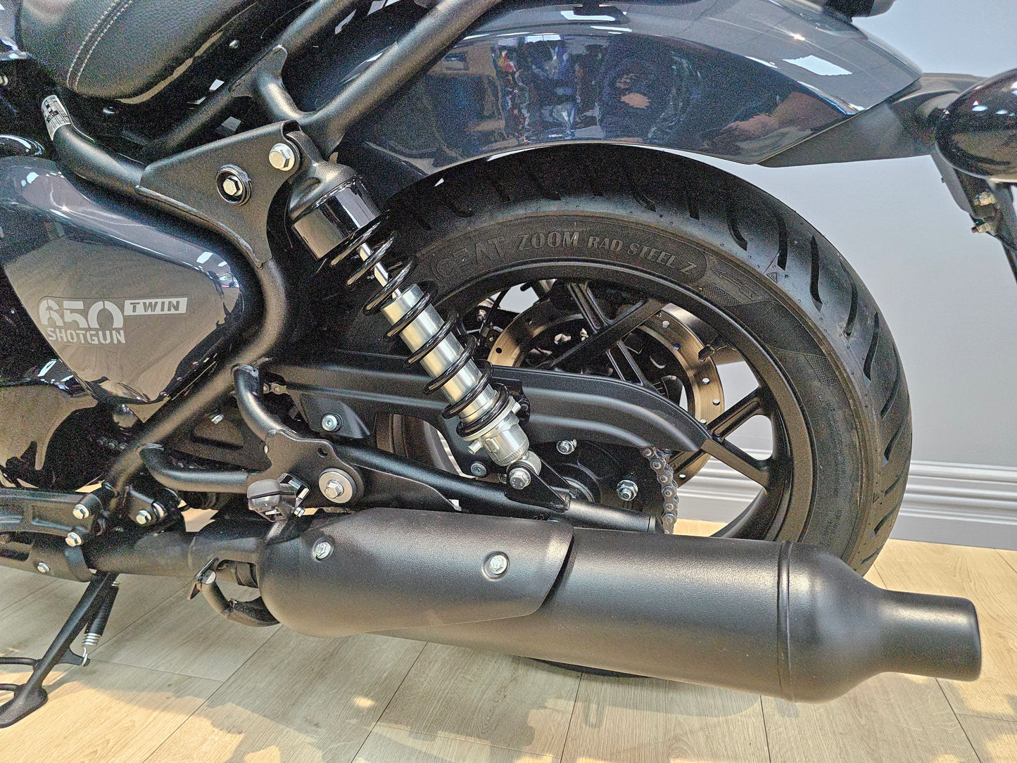 Royal Enfield Shotgun 650