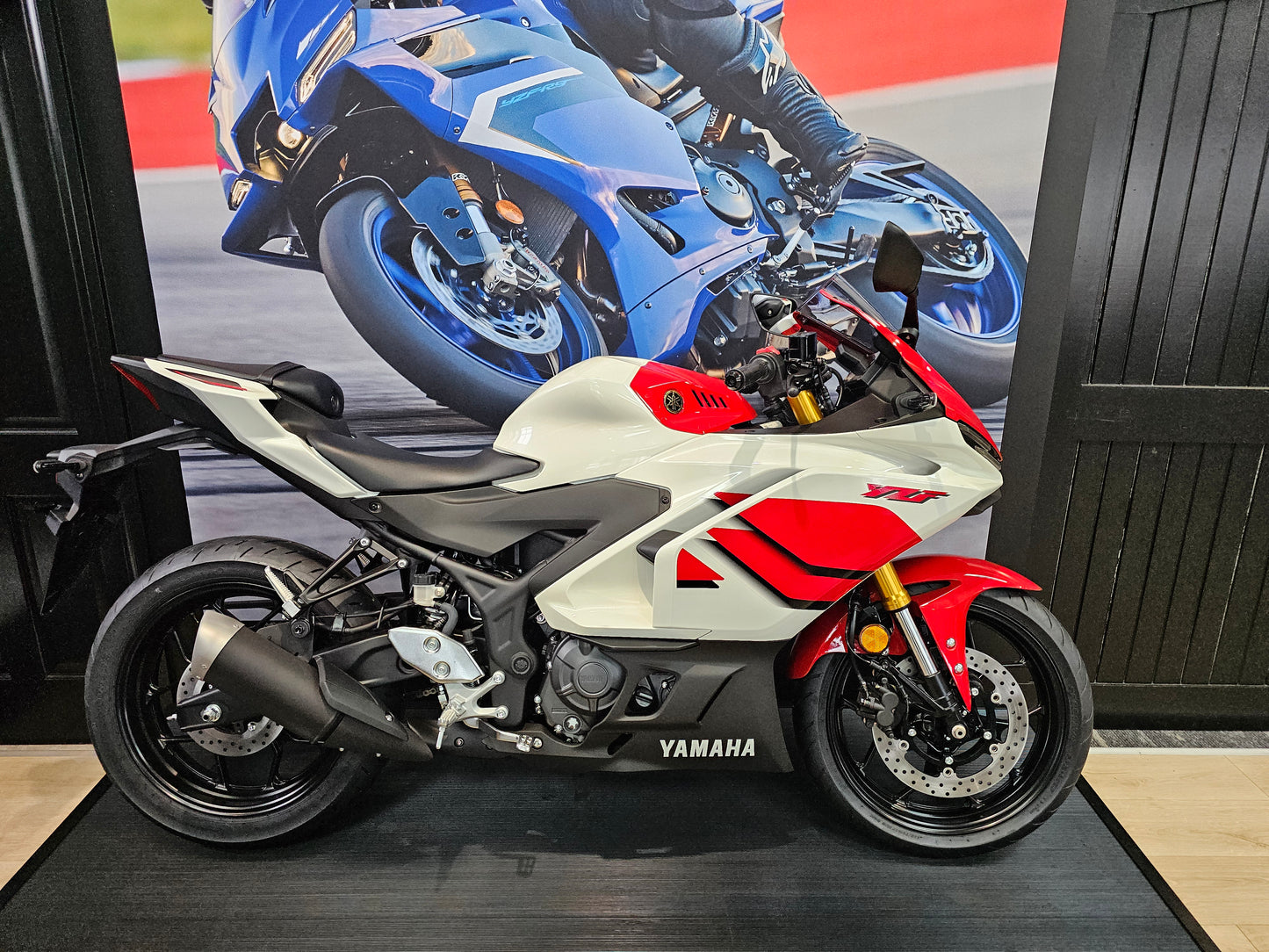 Yamaha YZF-R3SP 2026