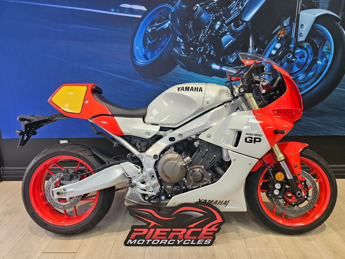 Yamaha XSR900 GP 2024