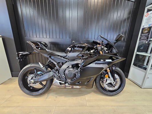 2025 Yamaha YZF-R9