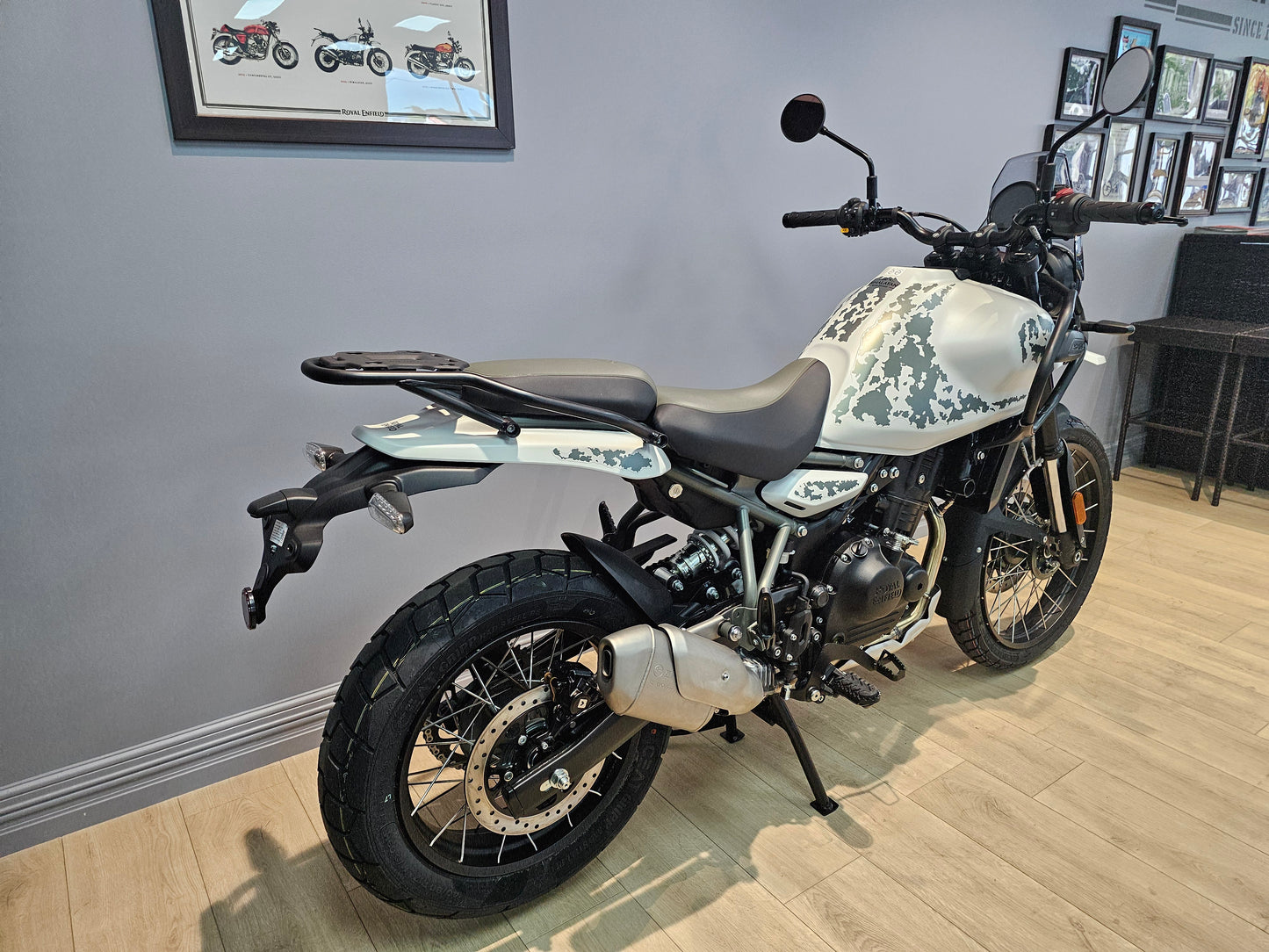 Royal Enfield Himalayan 450 Kamet White