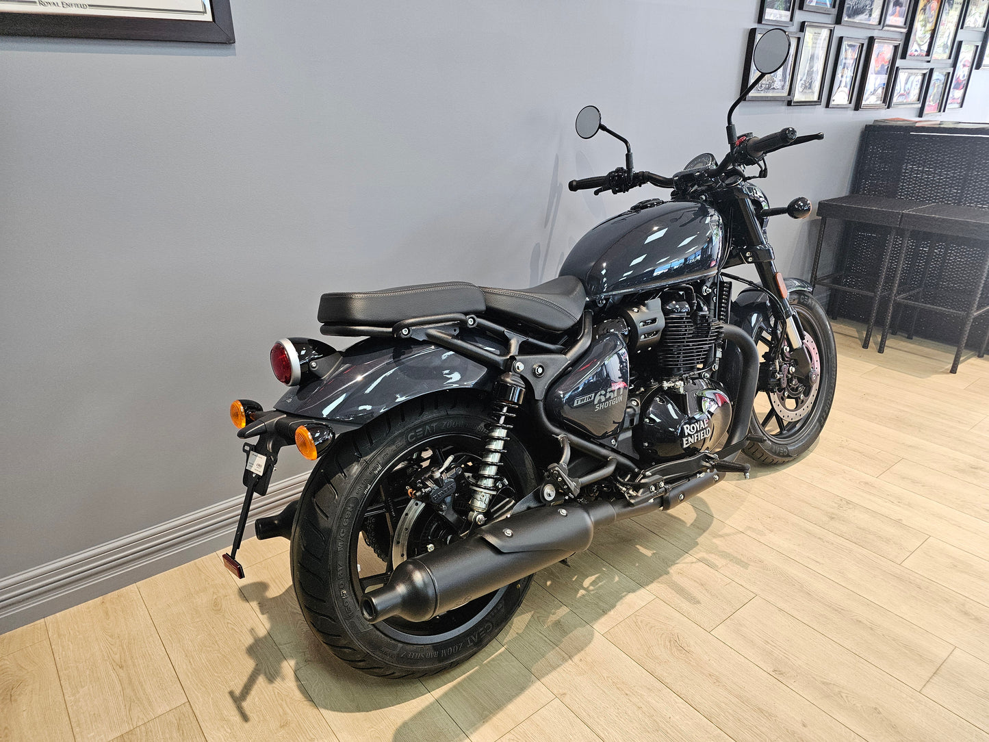 Royal Enfield Shotgun 650