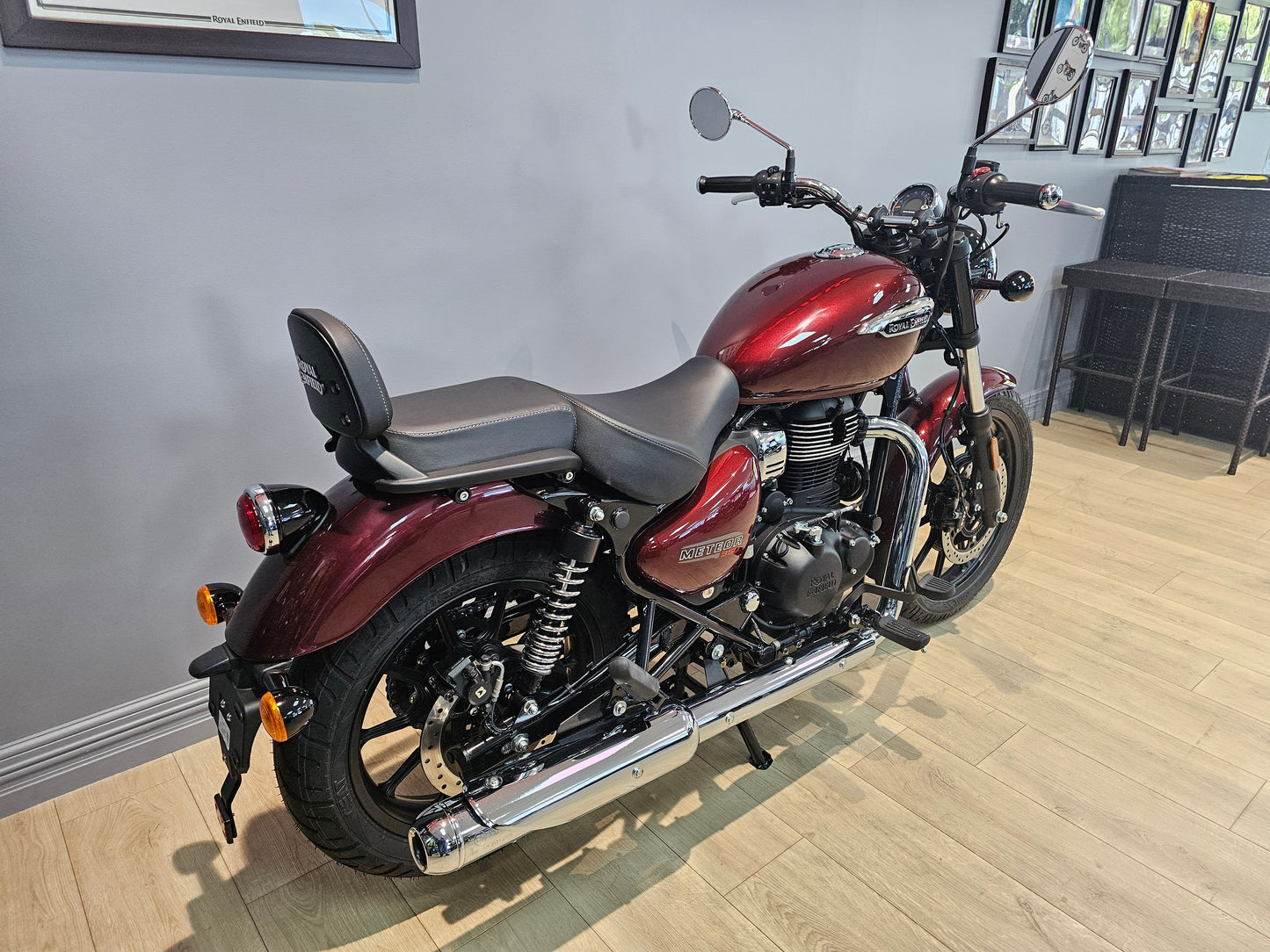 Royal Enfield Meteor 350 Stellar