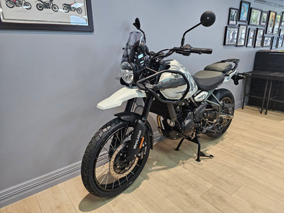 Royal Enfield Himalayan 450 Kamet White