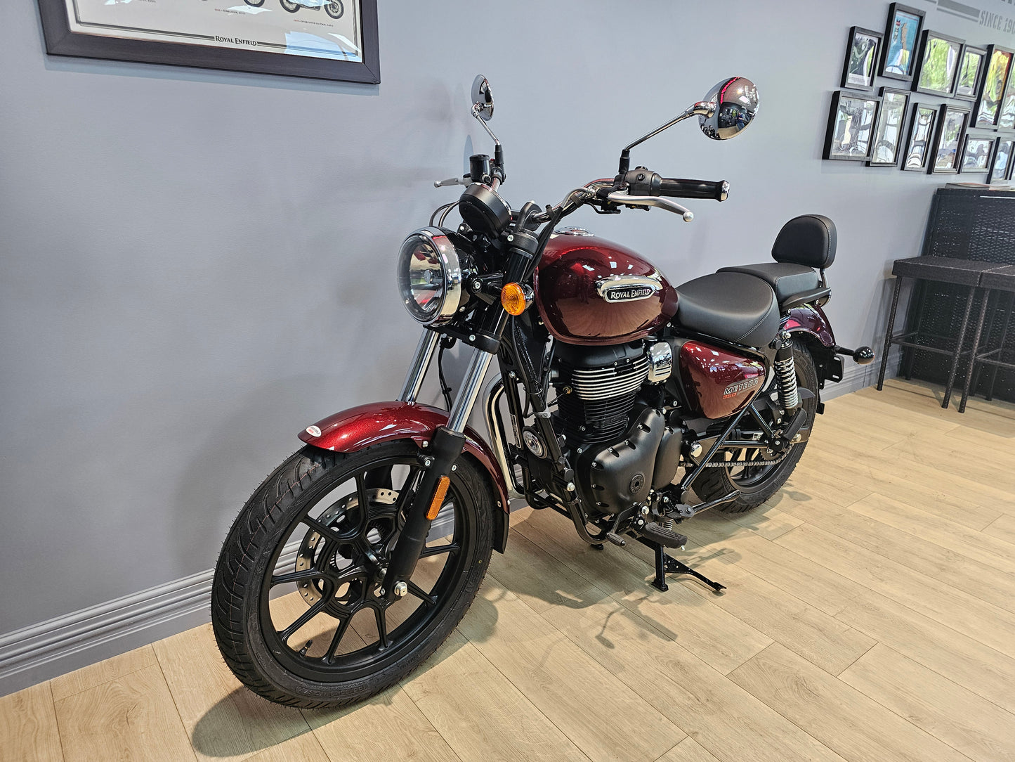 Royal Enfield Meteor 350 Stellar