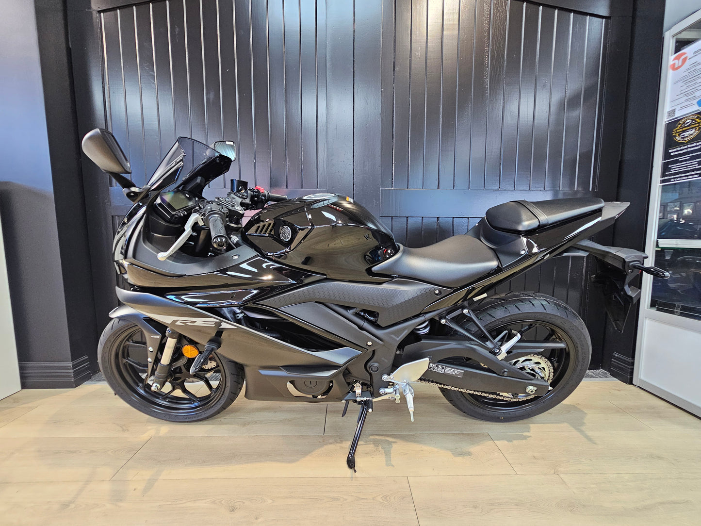 2024 Yamaha YZF-R3