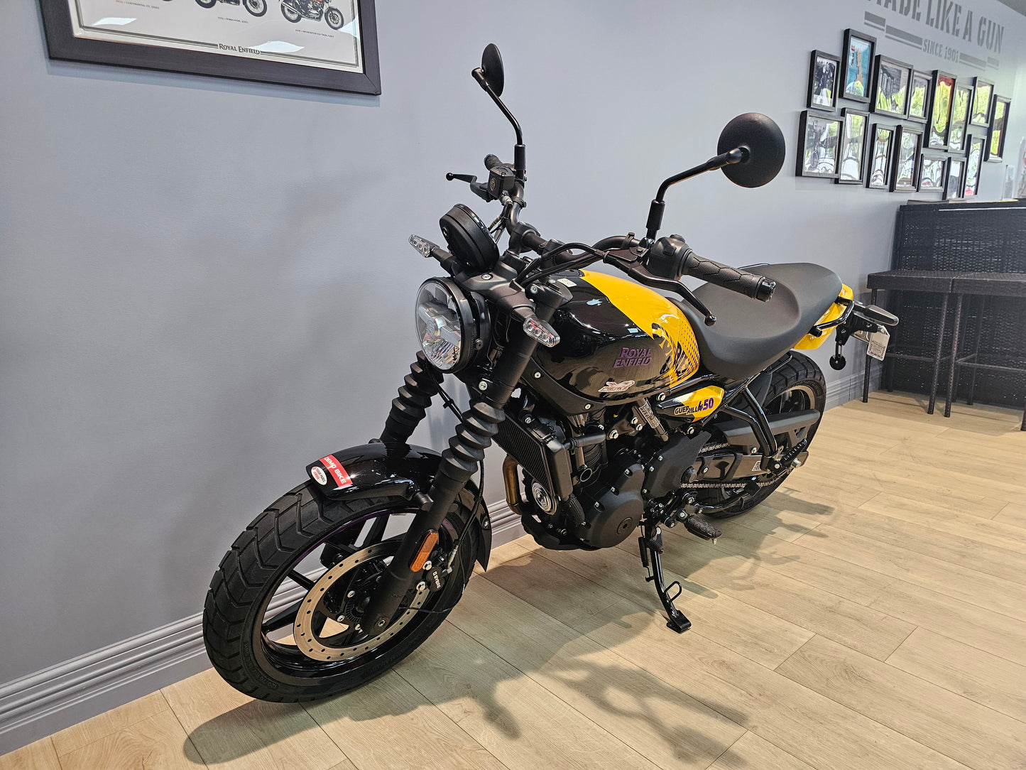 Royal Enfield Guerrilla 450 ex-demo