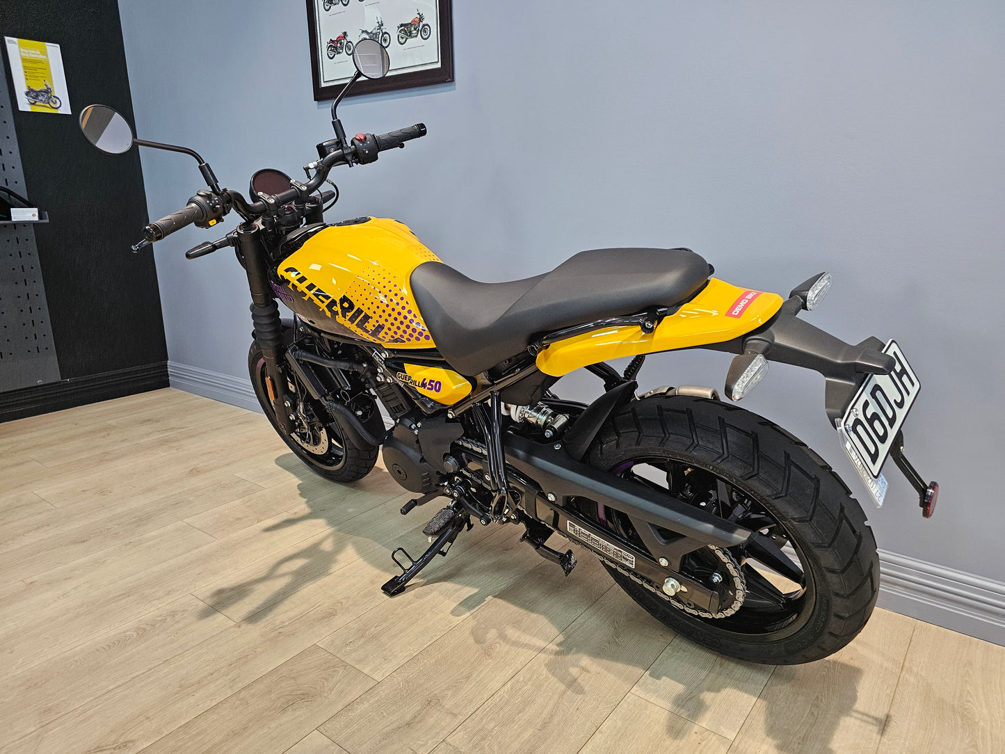 Royal Enfield Guerrilla 450 ex-demo