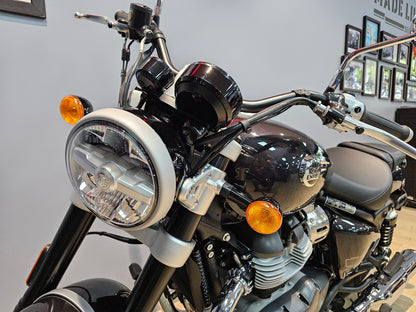 Royal Enfield Super Meteor 650