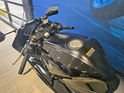 2025 Yamaha YZF-R7 LA