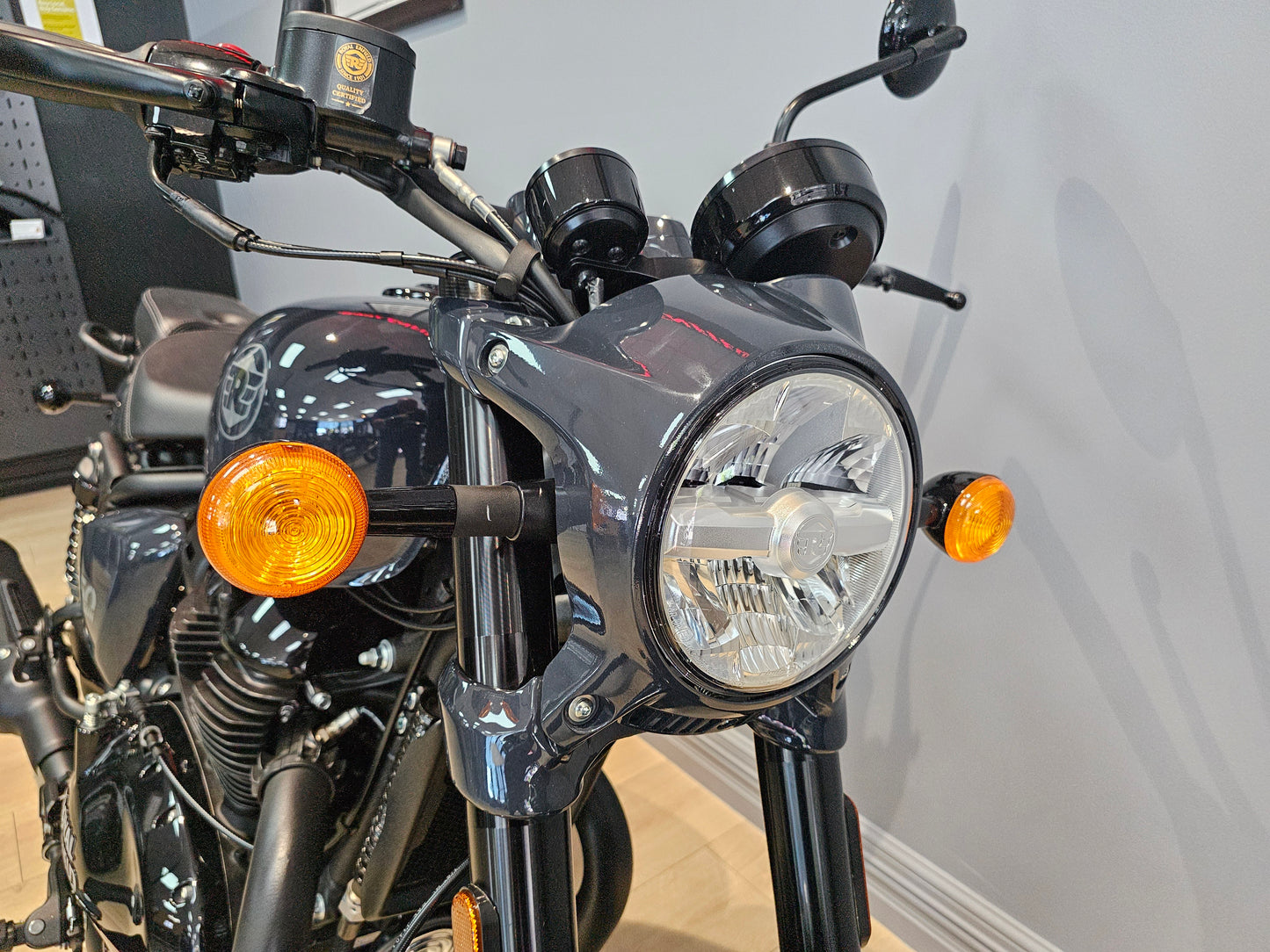 Royal Enfield Shotgun 650