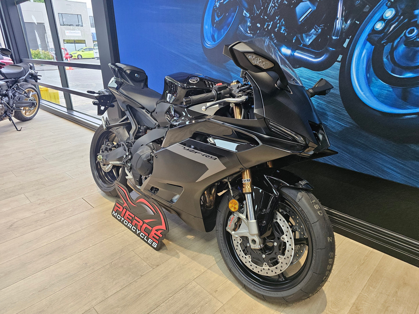 Yamaha YZF-R9 2025