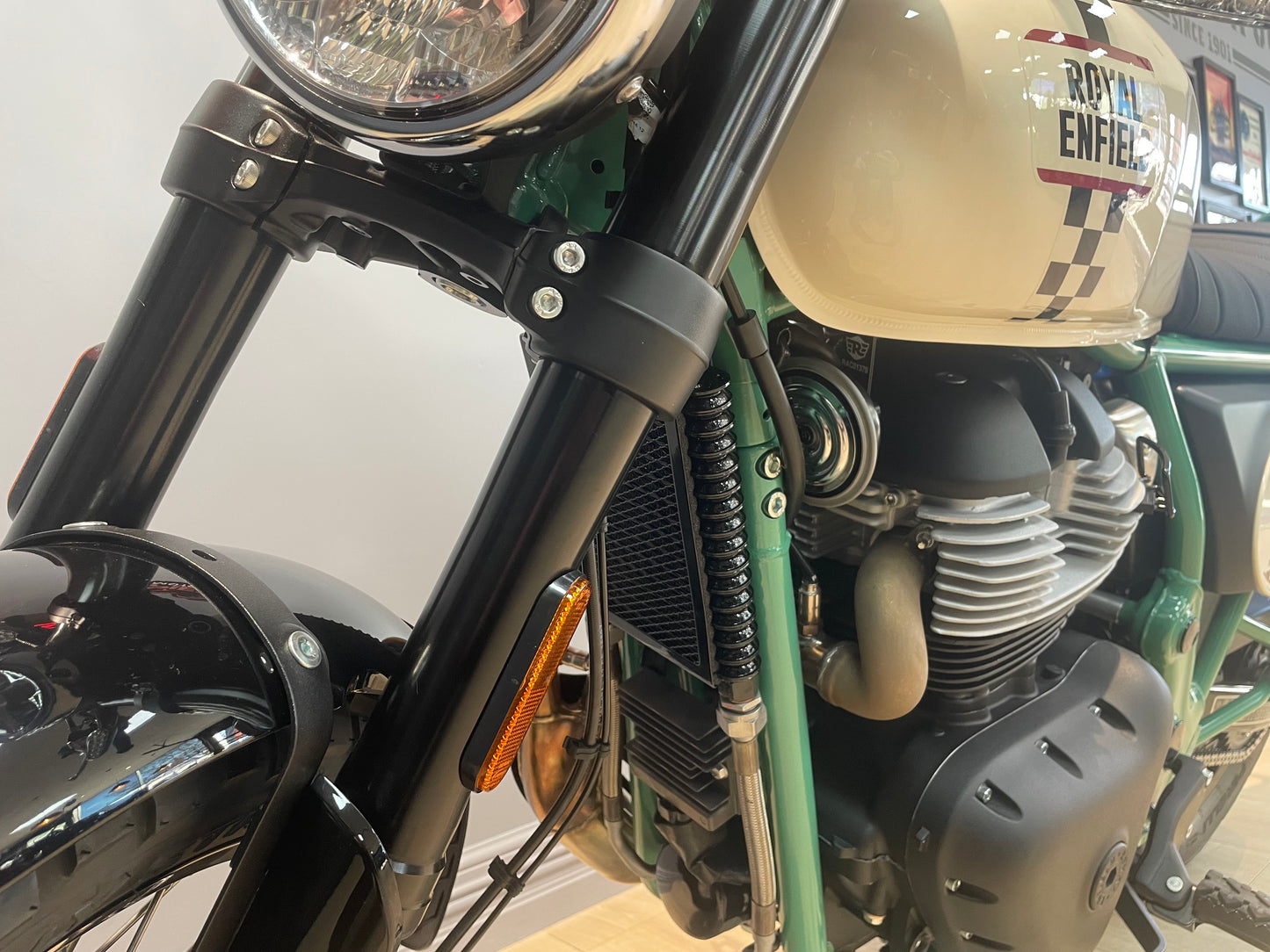 Royal Enfield Bear 650 Ex-Demo