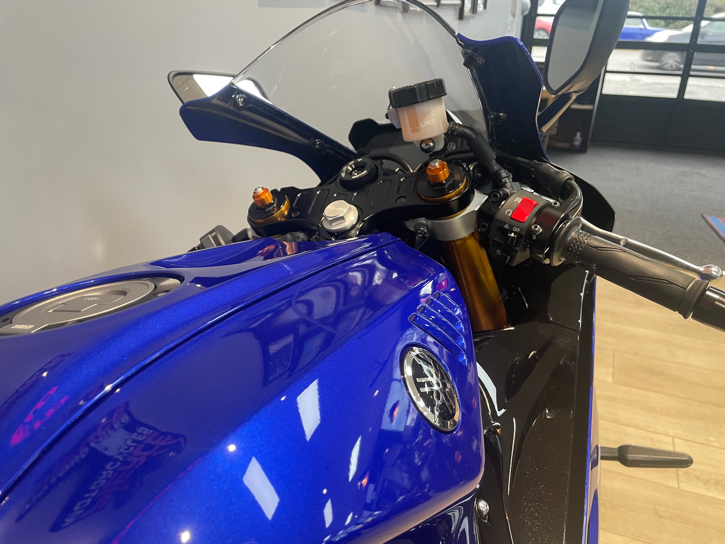 2025 Yamaha YZF-R7 LA