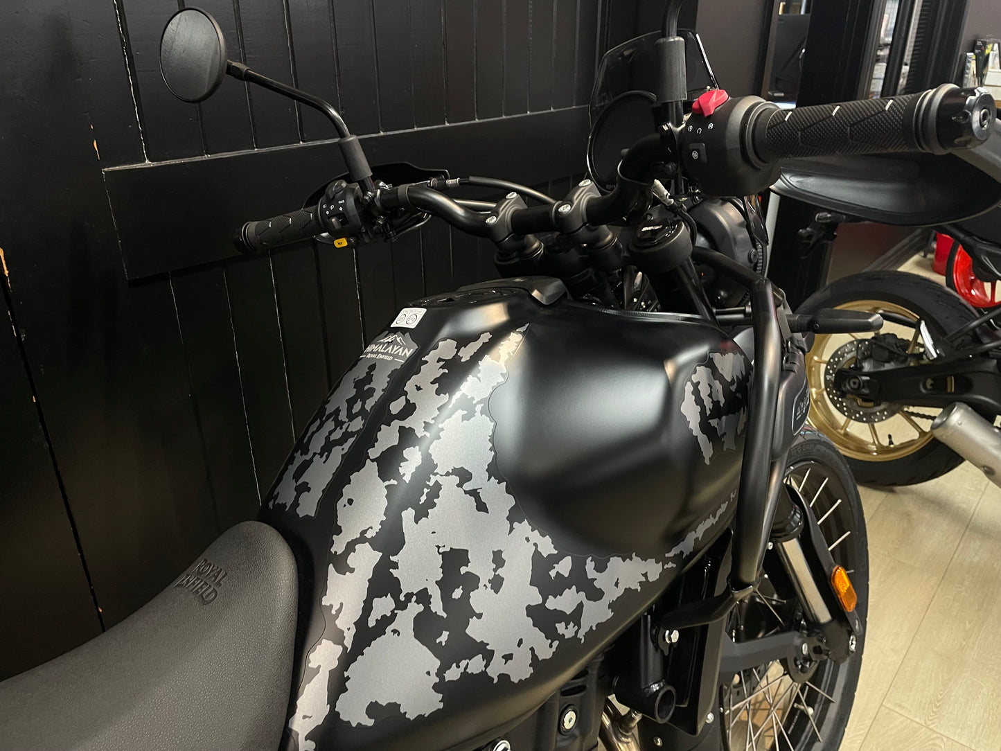 2026 Royal Enfield Himalayan Mana Black Rally