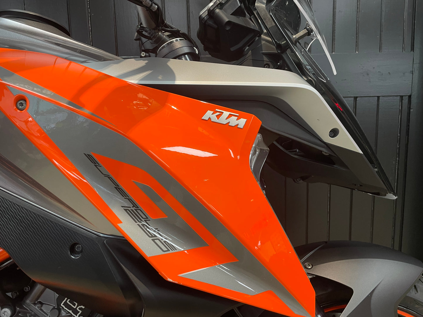 2016 KTM 1290 GT Superduke
