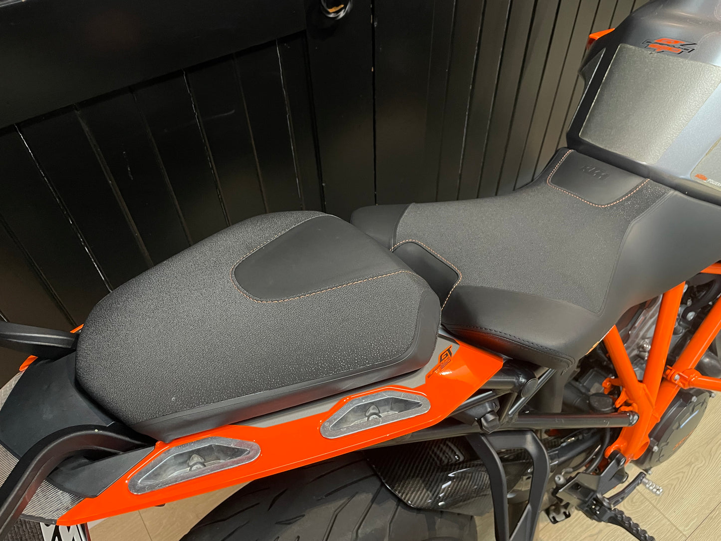 2016 KTM 1290 GT Superduke