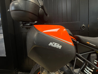 2016 KTM 1290 GT Superduke