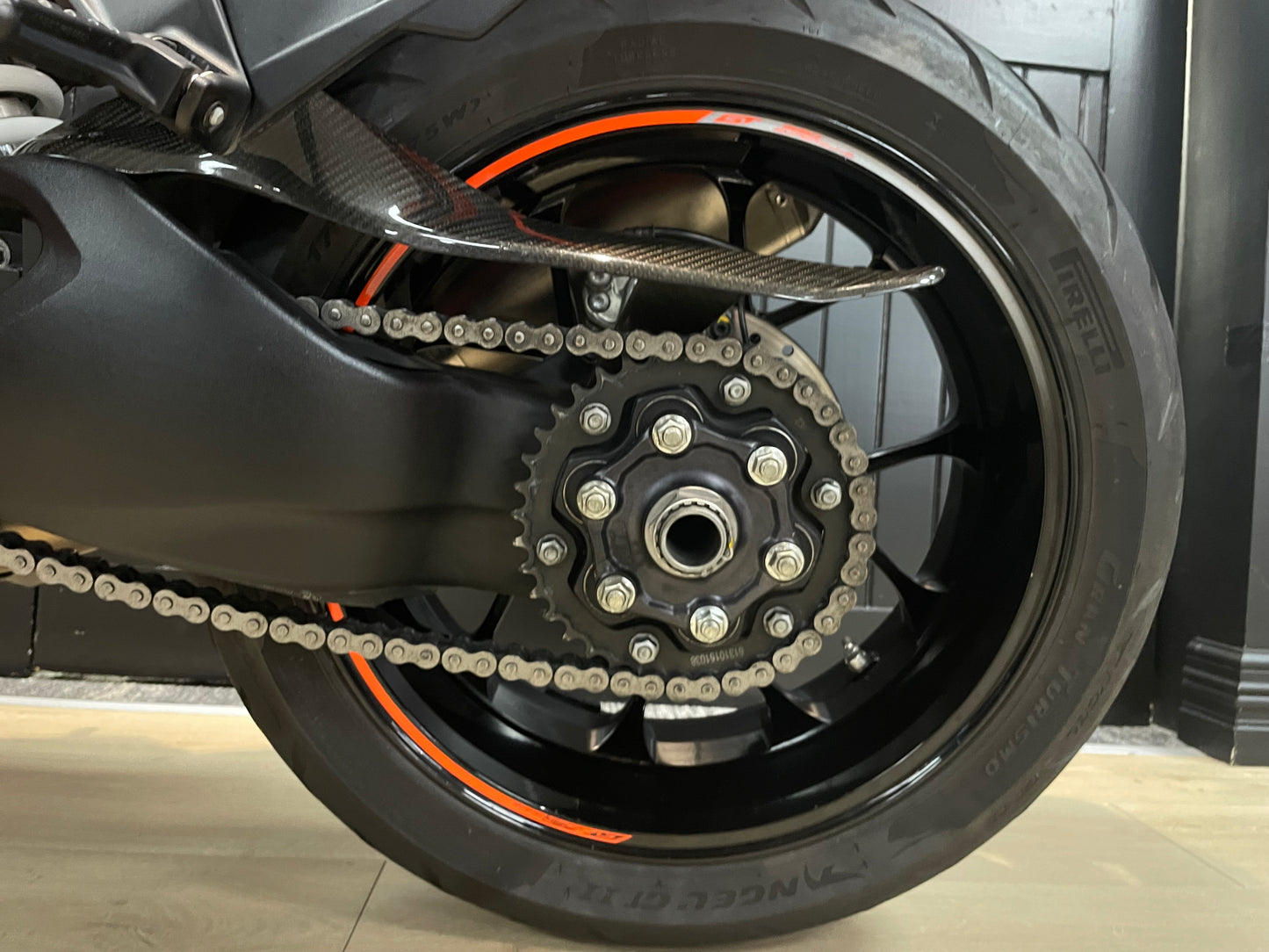 2016 KTM 1290 GT Superduke