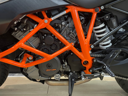2016 KTM 1290 GT Superduke