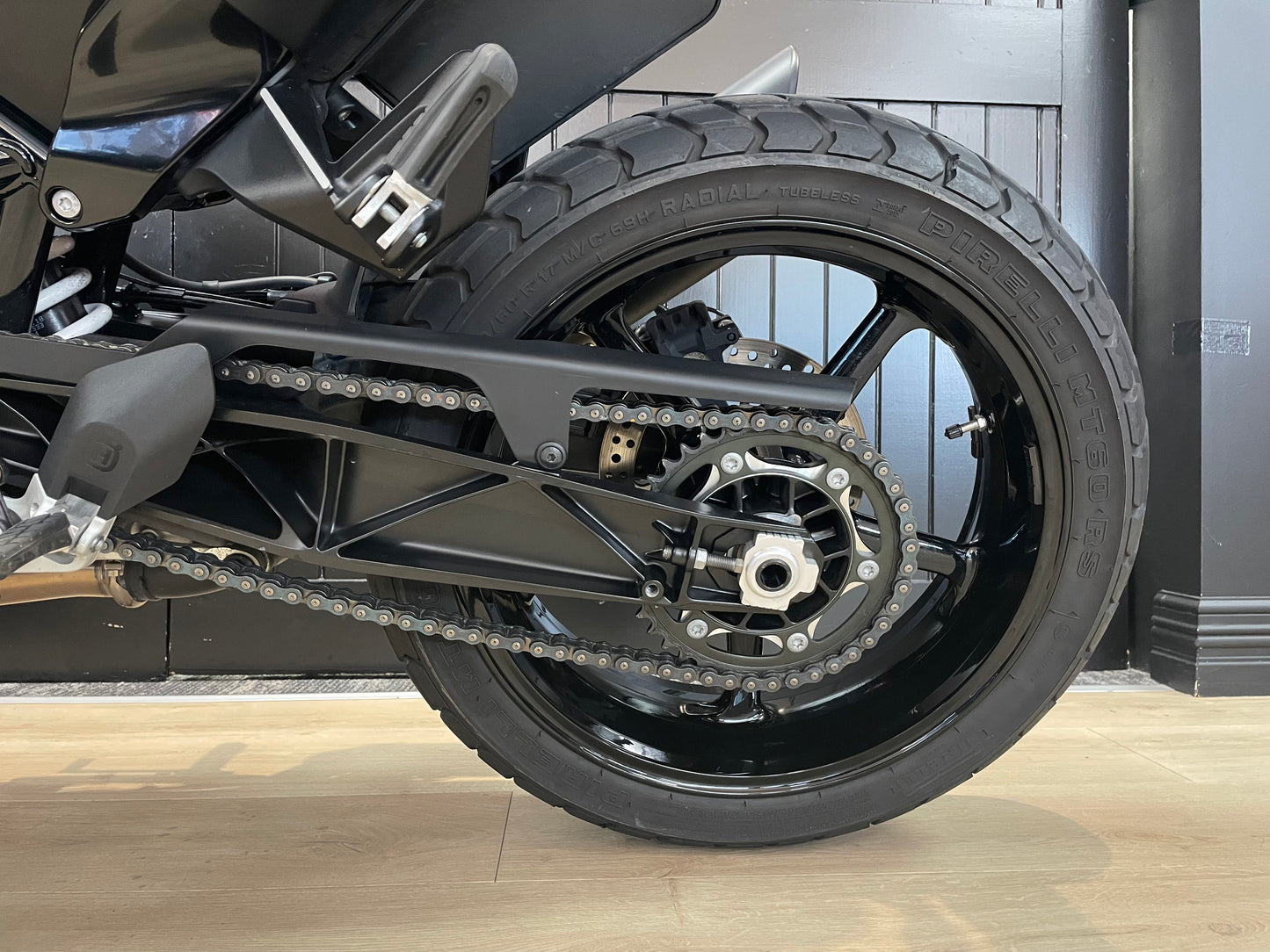 2019 Husqvarna 701 Svartpilen