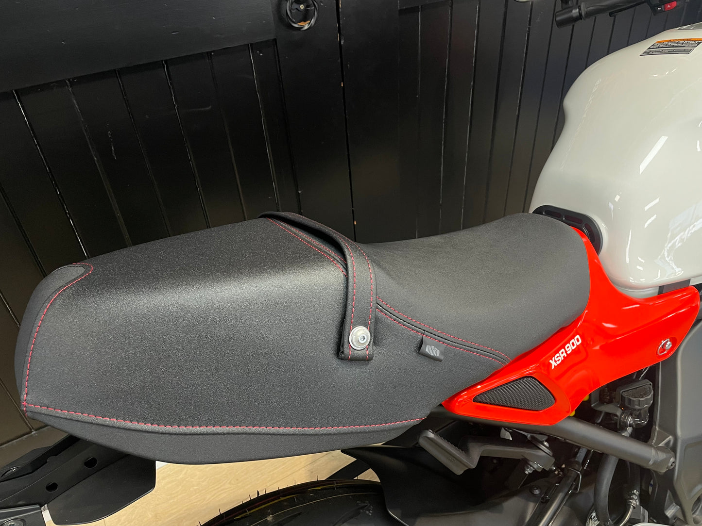 2025 Yamaha XSR900