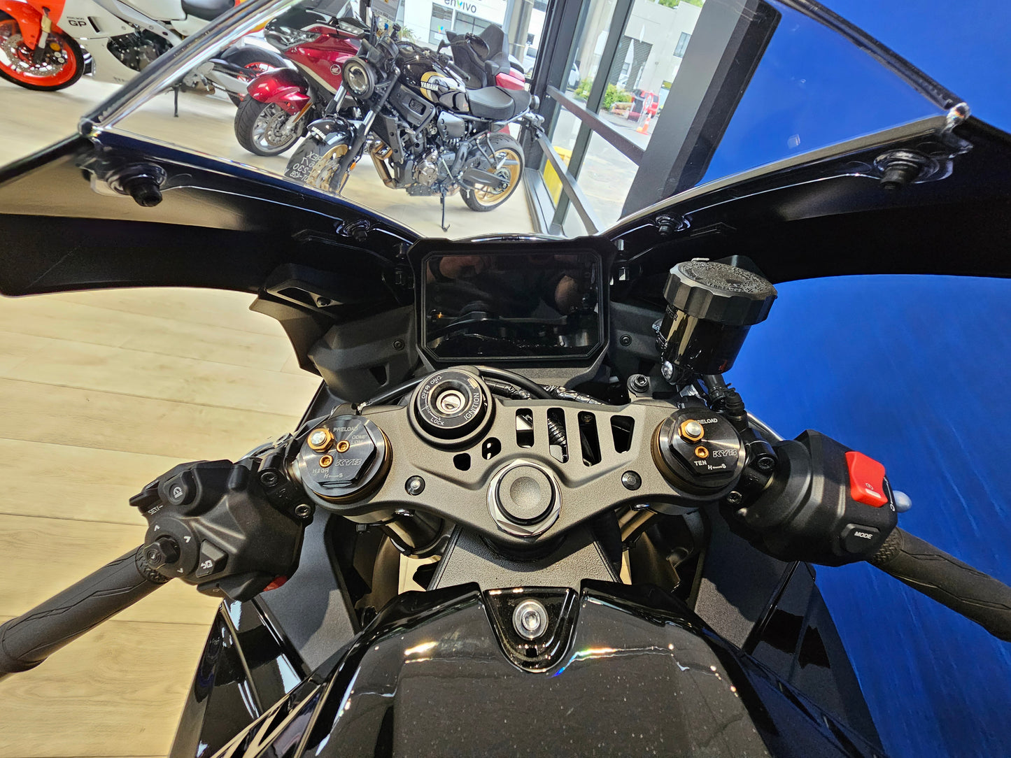 Yamaha YZF-R9 2025