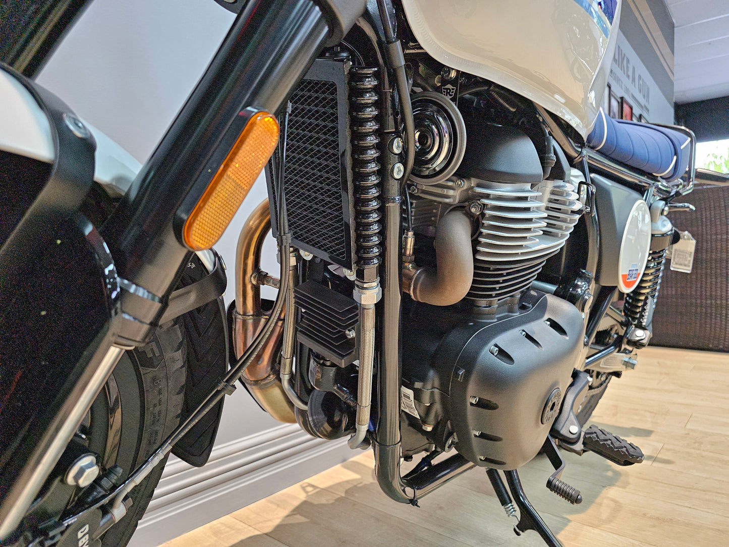 Royal Enfield Bear 650